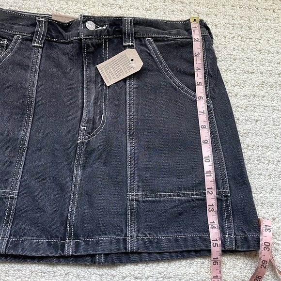 Levi’s NWT Denim Carpenter Skirt in Black Size 29 NEW - Picture 12 of 13